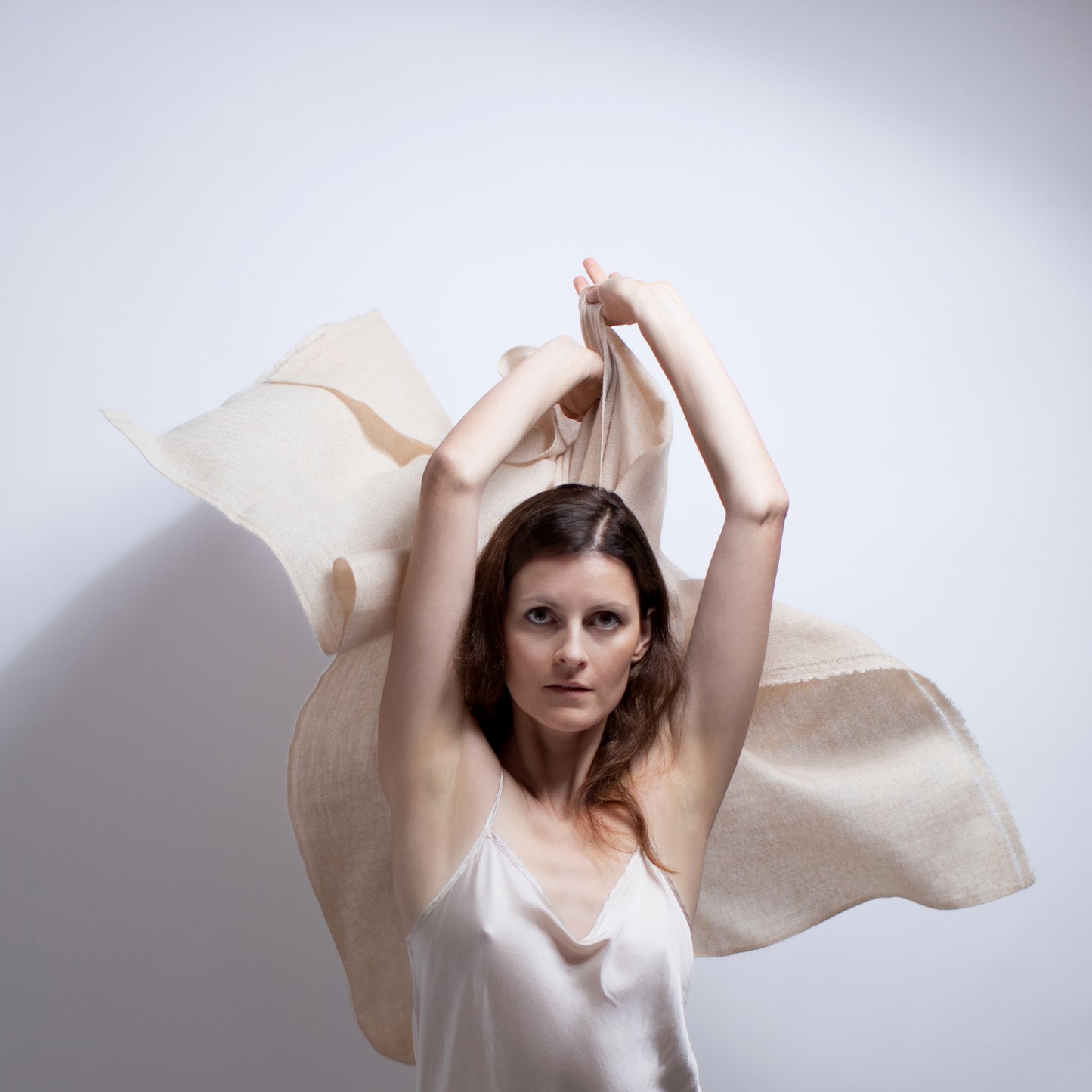Cashmere woven shawl Nude
