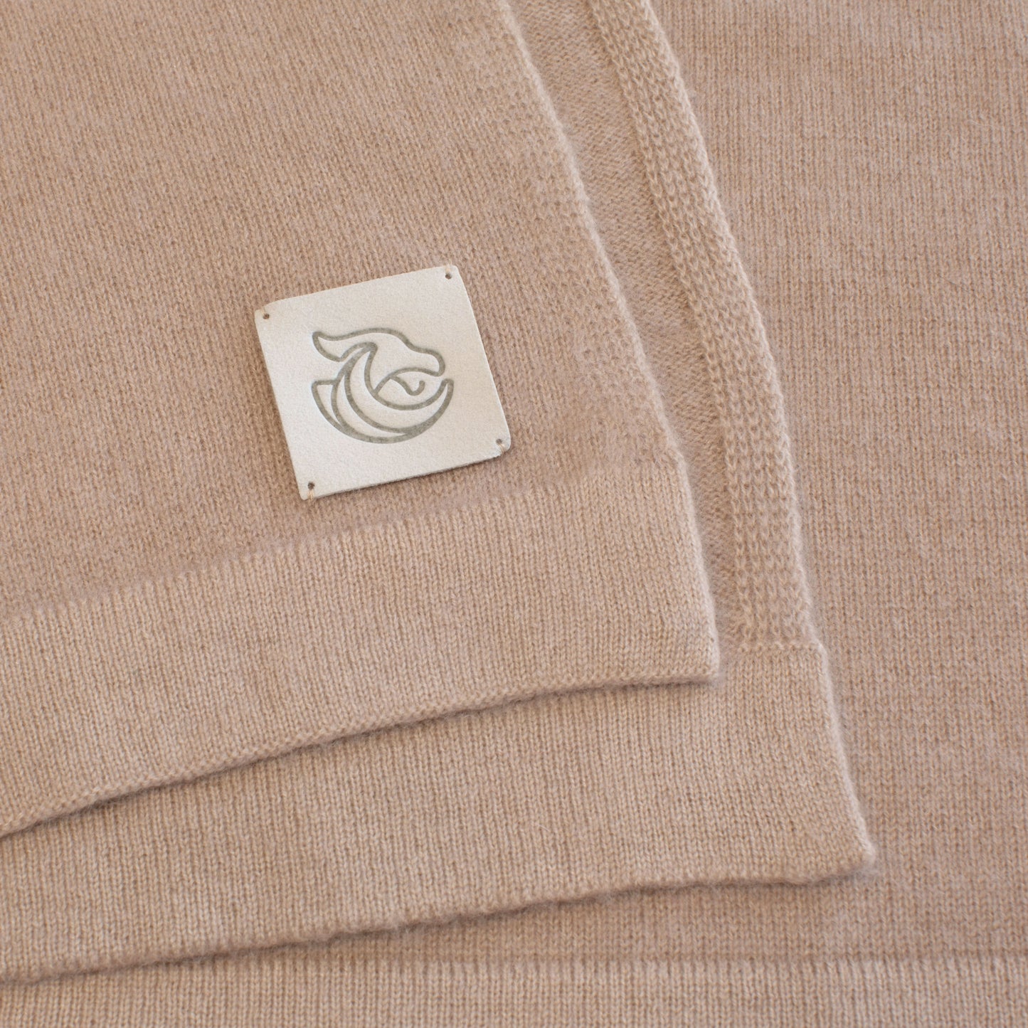 Cashmere knitted shawl wrap moca