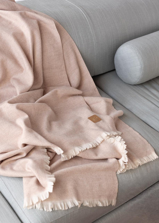Wool & Cashmere Throw blushed rose
