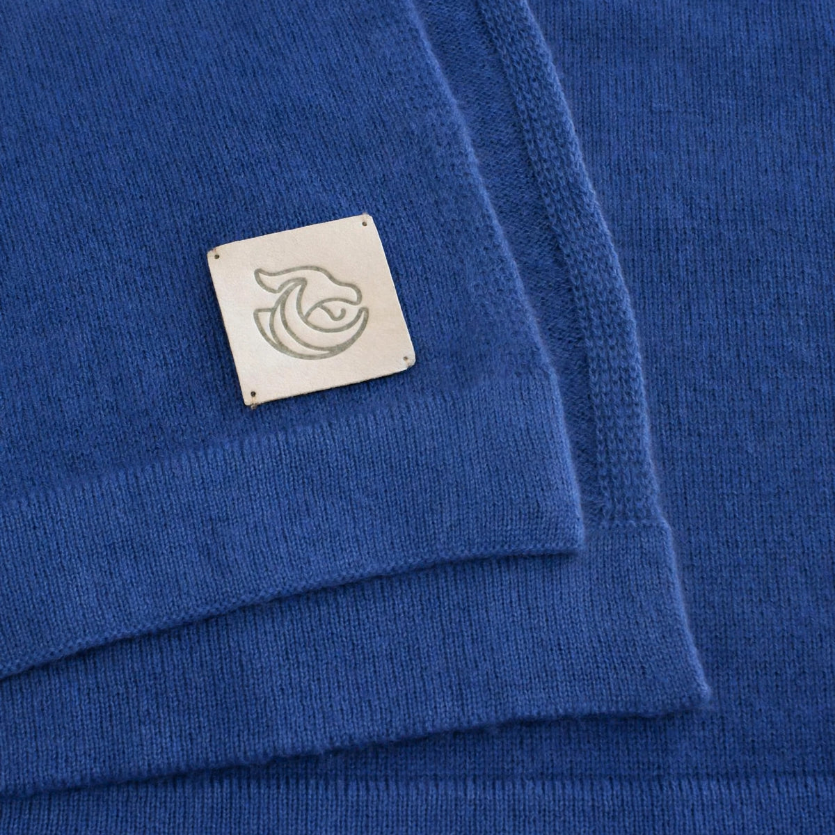 Cashmere woven shawl Power blue